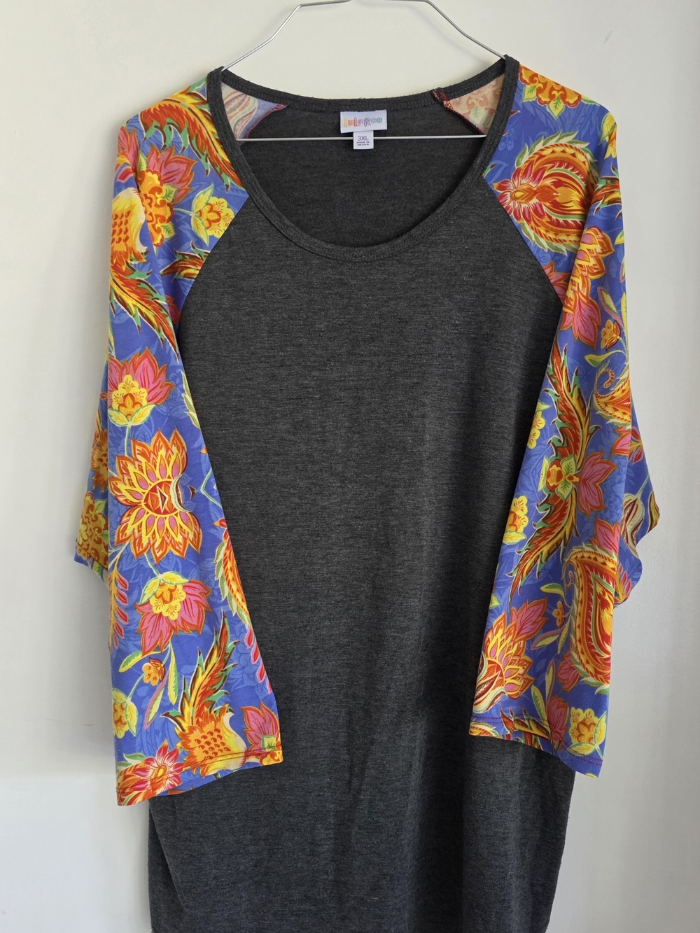 LuLaRoe Charcoal Gray Top With Floral Sleeves 3x